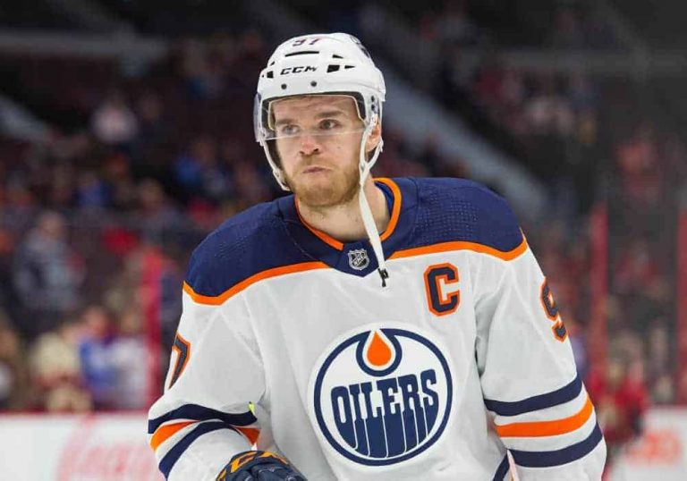 NHL DFS Picks DraftKings FanDuel fantasy hockey lineup optimizer optimal projections rankings ownership today tonight free expert cheat sheet best bets player props betting picks odds lines predictions Sebastian Aho stacks