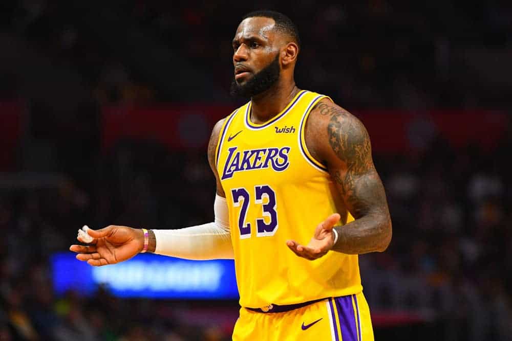 The NBA community is trolling heavy after LeBron James' Los Angeles Lakers decided to stand pat at the NBA Trade Deadline