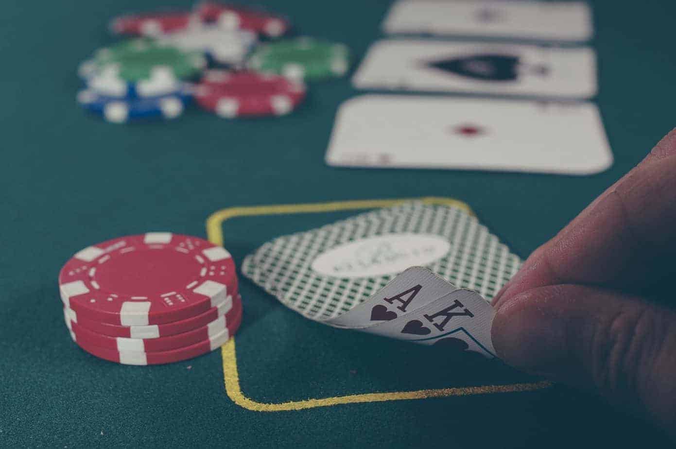 How to Make your Home Poker Game an Online Poker Game | Betting