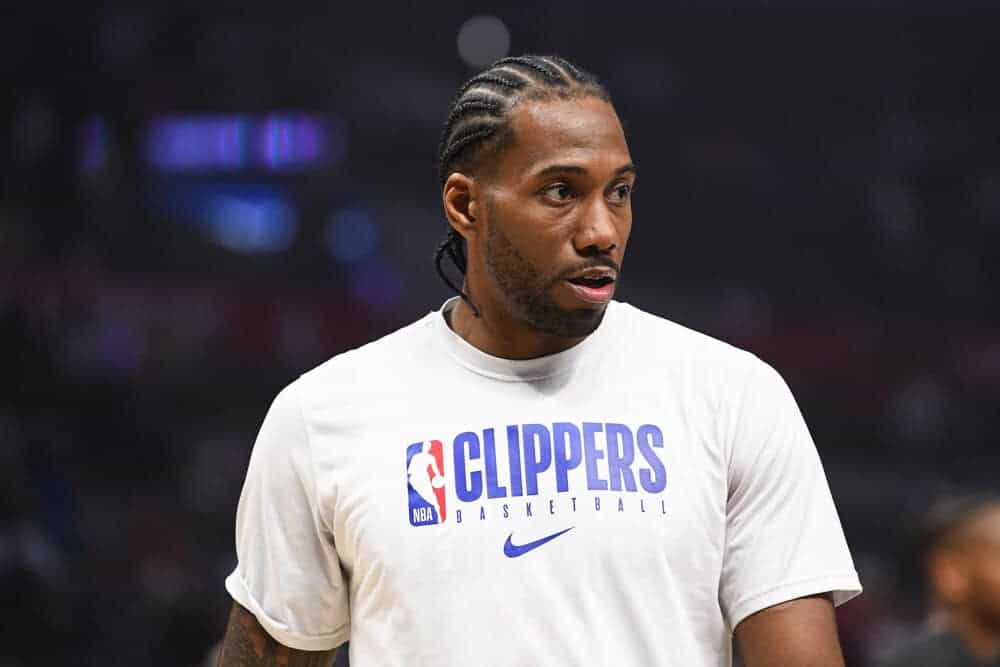 Los Angeles Clippers star Kawhi Leonard is reportedly unhappy with the Clippers medical staff downplaying his injury, and wants out of L.A.