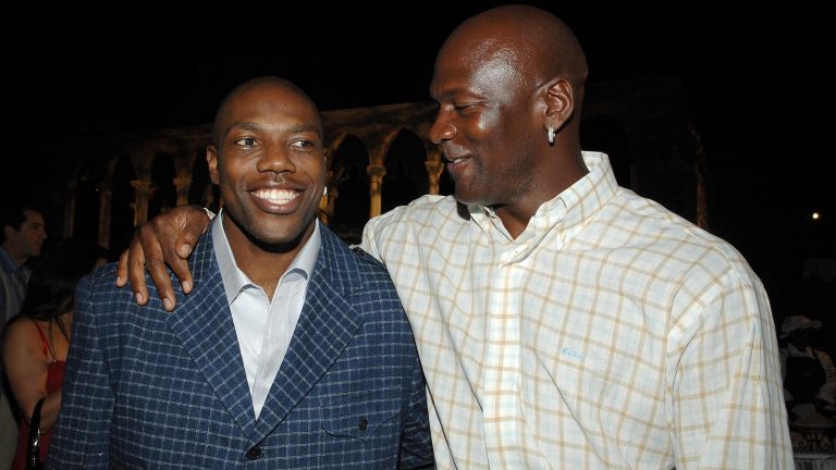 Michael Jordan would crush Terrell Owens at basketball