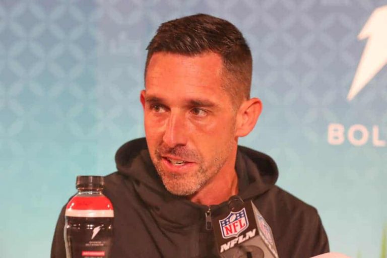 When speaking about the limited playing time for Brandon Aiyuk, Kyle Shanahan seemingly threw his star receiver under the bus