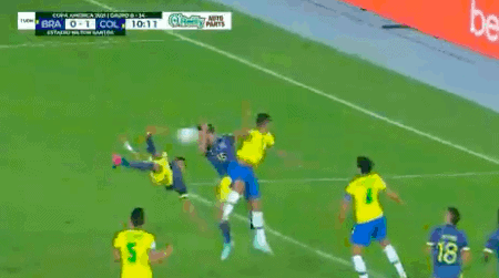 Columbia's Luis Diaz had an absolutely absurd bicycle kick goal during Wednesday's Copa America game against Brazil