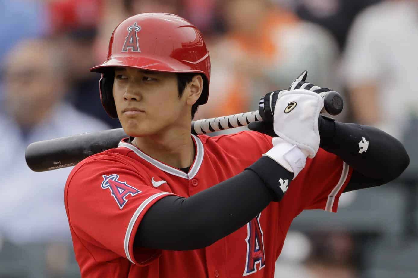 MLB DFS Picks on Deeper Dive & Live Before Lock. DraftKings and FanDuel daily fantasy baseball advice for Tuesday 8/31 w/ Shohei Ohtani.