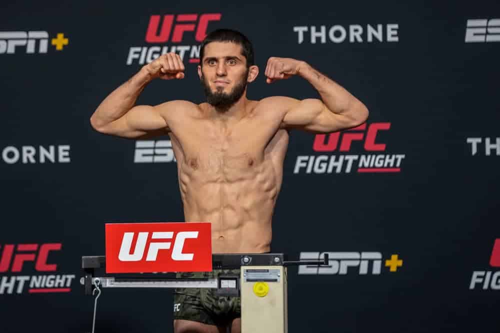 UFC Fight Night Makhachev vs. Green MMA DFS picks for DraftKings and FanDuel daily fantasy. FREE expert advice and projections
