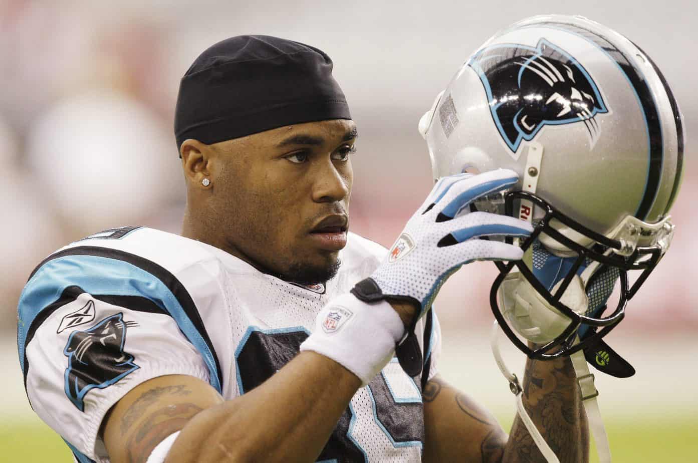 Steve Smith became enraged when a Philly fan threw water at him during the ThursdayNight Football pregame show