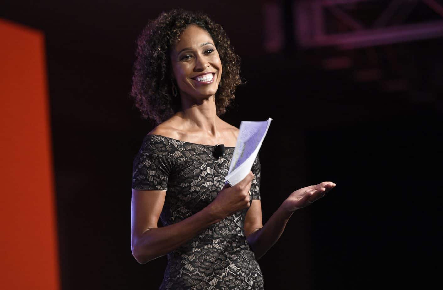 Former Bachelorette Rachel Lindsay revealed that ESPN anchor Sage Steele gave her heavy praise for picking a white man at the end of the show