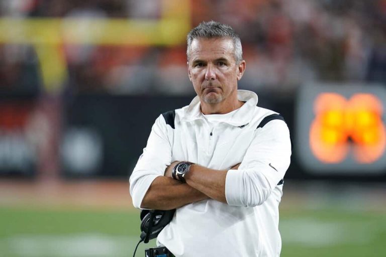 Interim Jaguars head coach Darrell Bevell revealed that Urban Meyer completely left the team and coaches in the dark after being told he was being fired