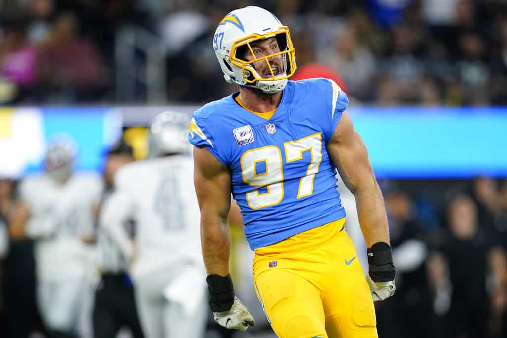 Fantasy FOotball Week 16 streaming defense & D/ST rankings and the best streaming defense options for fantasy football 2021, including the Eagles, Chiefs & Chargers.