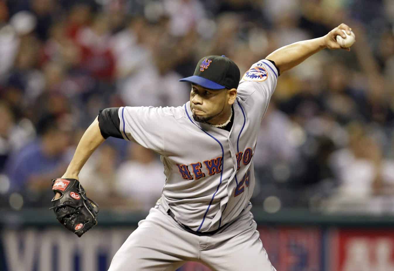 The MLB community joined together to mourn the loss of longtime New York Mets reliever Pedro Feliciano on Monday after it was announced he passed away in his sleep