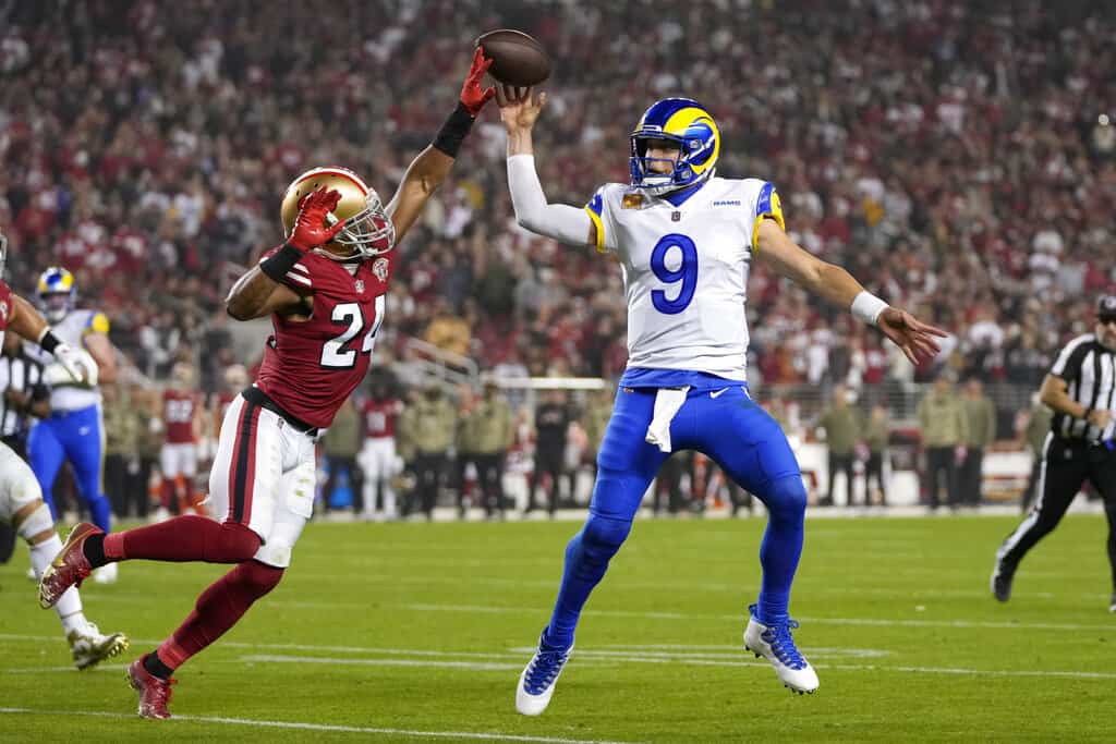 NFL DFS Stacks DraftKings FanDuel Lineup optimizer picks projections today tonight Week 15 daily fantasy football advice 2021 Los Angeles Rams