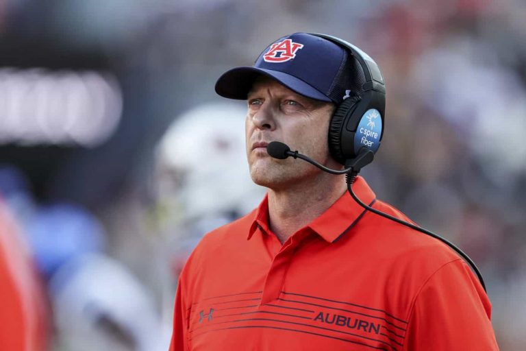 Auburn head football coach Bryan's Harsin's wife, Kes, responded to the absurd rumors that the coach had an affair with an intern during last season